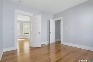 869 Central Ave, Bridgeport, CT 06607 - Photo 11