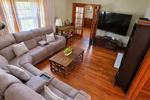 49 Brighton St, New Britain, CT 06053 - Photo 5