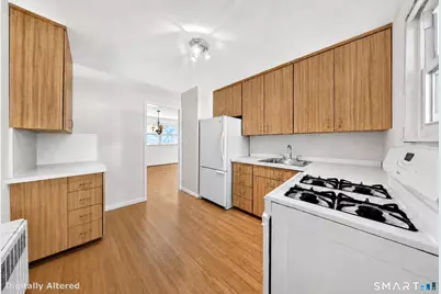 28 Courtland Avenue #1, Stamford, CT 06902 - Photo 5