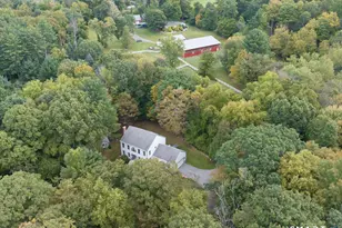 8 Fenton Bluffs Dr, Willington, CT 06279 - Photo 5