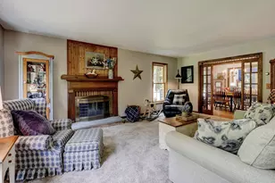 8 Fenton Bluffs Dr, Willington, CT 06279 - Photo 7