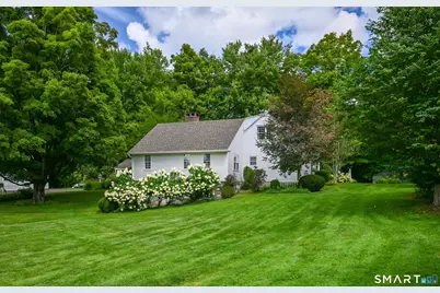 385 Middle Road Turnpike, Woodbury, CT 06798 - Photo 3