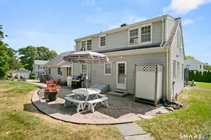 10 Hilltop Rd, East Lyme, CT 06357 - Photo 7