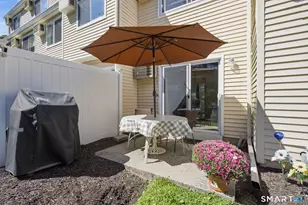 8 Rose Ln, Danbury, CT 06811 - Photo 23