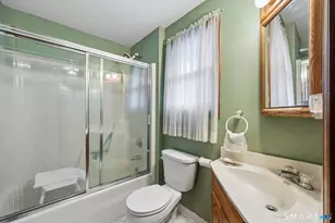 1279 New Britain Ave, West Hartford, CT 06110 - Photo 19