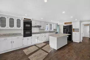 27 Old Norwich Rd, Waterford, CT 06375 - Photo 9