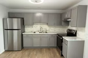 141 Union Ave, Bridgeport, CT 06607 - Photo 3