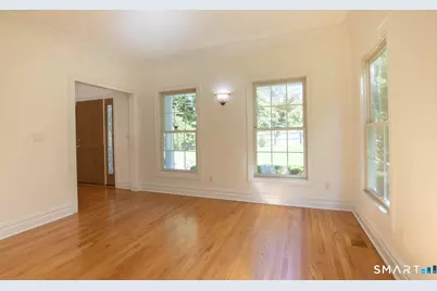 24 Plum Tree Lane, Trumbull, CT 06611 - Photo 11