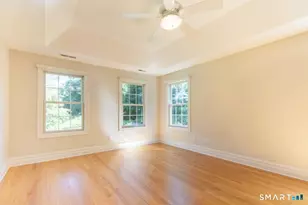 24 Plumtree Ln, Trumbull, CT 06611 - Photo 25