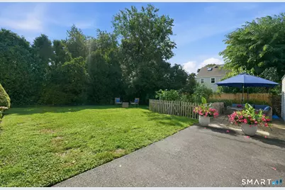 501 Lake Avenue, Bridgeport, CT 06605 - Photo 33