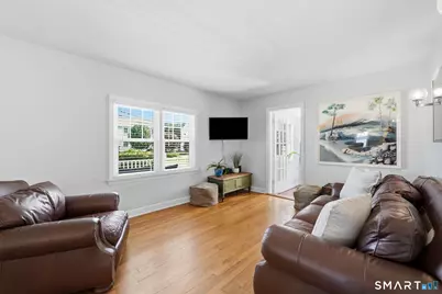 501 Lake Avenue, Bridgeport, CT 06605 - Photo 9
