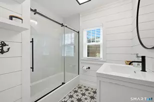 501 Lake Ave, Bridgeport, CT 06605 - Photo 21