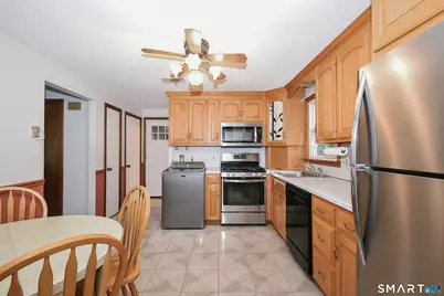196 Hillcrest Avenue, New Britain, CT 06053 - Photo 13