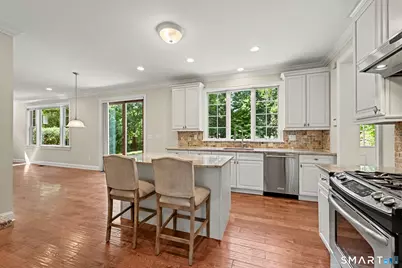7 Hessian Drive, Ridgefield, CT 06877 - Photo 5