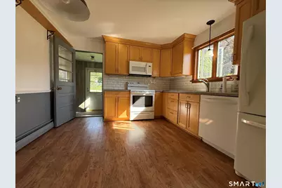 36 Gill Street, Colchester, CT 06415 - Photo 5