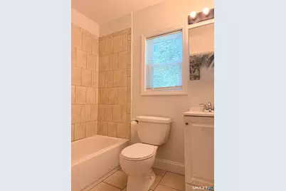 723 Ogden Street, Bridgeport, CT 06608 - Photo 15