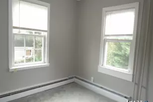 69 Trinity St, New Britain, CT 06051 - Photo 15