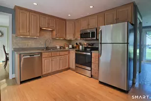 261 Ridgewood Dr, Groton, CT 06355 - Photo 7