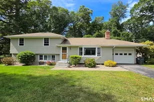 261 Ridgewood Dr, Groton, CT 06355 - Photo 1