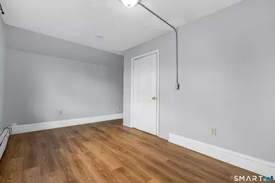 141 Homestead Avenue #3rd Fl, Hartford, CT 06112 - Photo 13