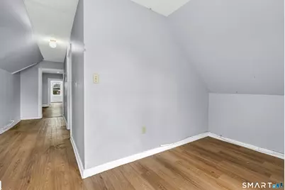 141 Homestead Avenue #3rd Fl, Hartford, CT 06112 - Photo 9