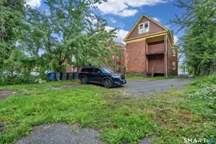 141 Homestead Ave, Hartford, CT 06112 - Photo 21