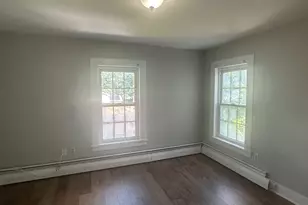 14 Pleasant St, Cromwell, CT 06416 - Photo 15