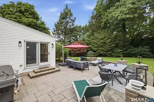 20 Lakeview Dr, West Hartford, CT 06117 - Photo 37