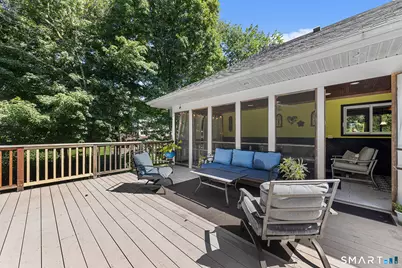 160 Peck Hill Road, Woodbridge, CT 06525 - Photo 15