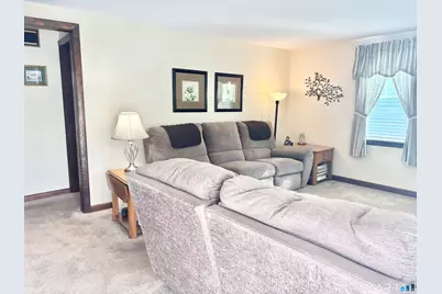 145 Loomis Street, Manchester, CT 06042 - Photo 3