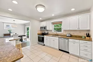 29 Lynn Ct, Darien, CT 06820 - Photo 11