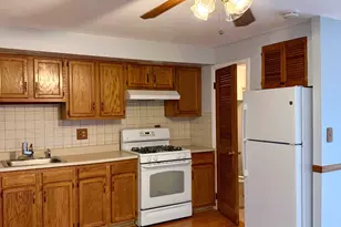 1 Cora St, New Haven, CT 06512 - Photo 7