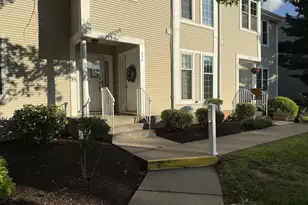 204 Country Club Ct, Rocky Hill, CT 06067 - Photo 1