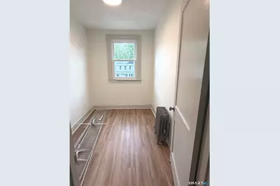 15 Barber Street, Windsor, CT 06095 - Photo 5