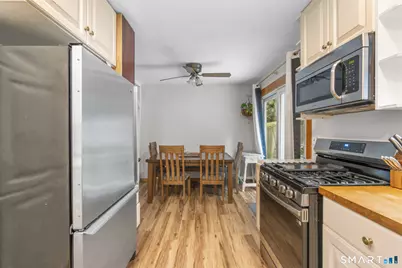 138 Red Robin Road, Naugatuck, CT 06770 - Photo 17