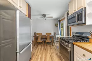 138 Red Robin Rd, Naugatuck, CT 06770 - Photo 17
