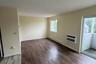 4 Warwick St, New Haven, CT 06513 - Photo 3
