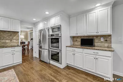 22 Sabina Road, Trumbull, CT 06611 - Photo 13