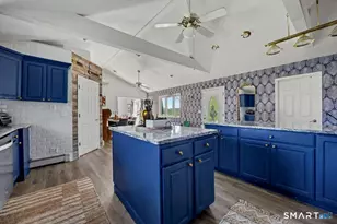 52 West St, Shelton, CT 06484 - Photo 11