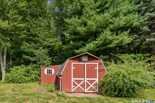 2730 Burr St, Fairfield, CT 06824 - Photo 35