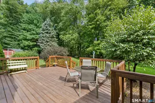 2730 Burr St, Fairfield, CT 06824 - Photo 33