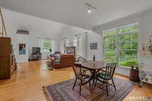 112 Oakwood Trail, Chester, CT 06412 - Photo 9