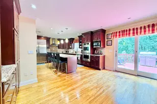 11 Joan Rd, Stamford, CT 06905 - Photo 7