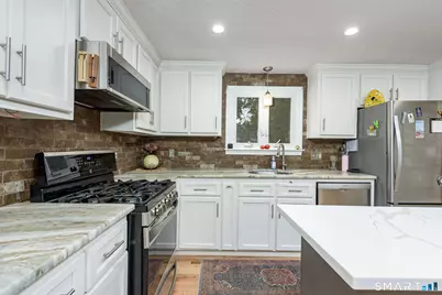 17 Pequot Road, Plainville, CT 06062 - Photo 9