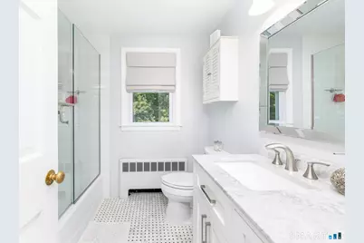 597 Maple Street, Wethersfield, CT 06109 - Photo 17