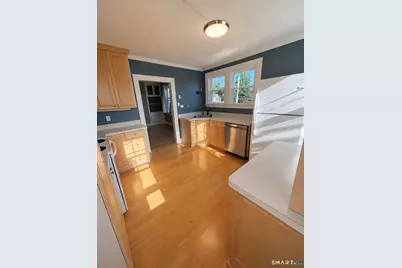 75 Lancaster Road, West Hartford, CT 06119 - Photo 3
