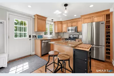 12 Edgewood Avenue, Trumbull, CT 06611 - Photo 11