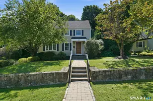 12 Edgewood Ave, Trumbull, CT 06611 - Photo 1