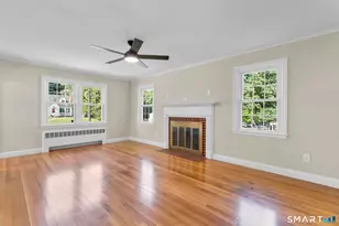 739 Center St, Manchester, CT 06040 - Photo 9
