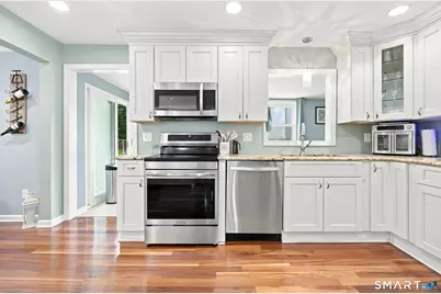 270 Delaware Drive, Stratford, CT 06614 - Photo 7